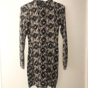 NWT Size 2 H&M Snakeskin Open Back Dress 🐍🖤
